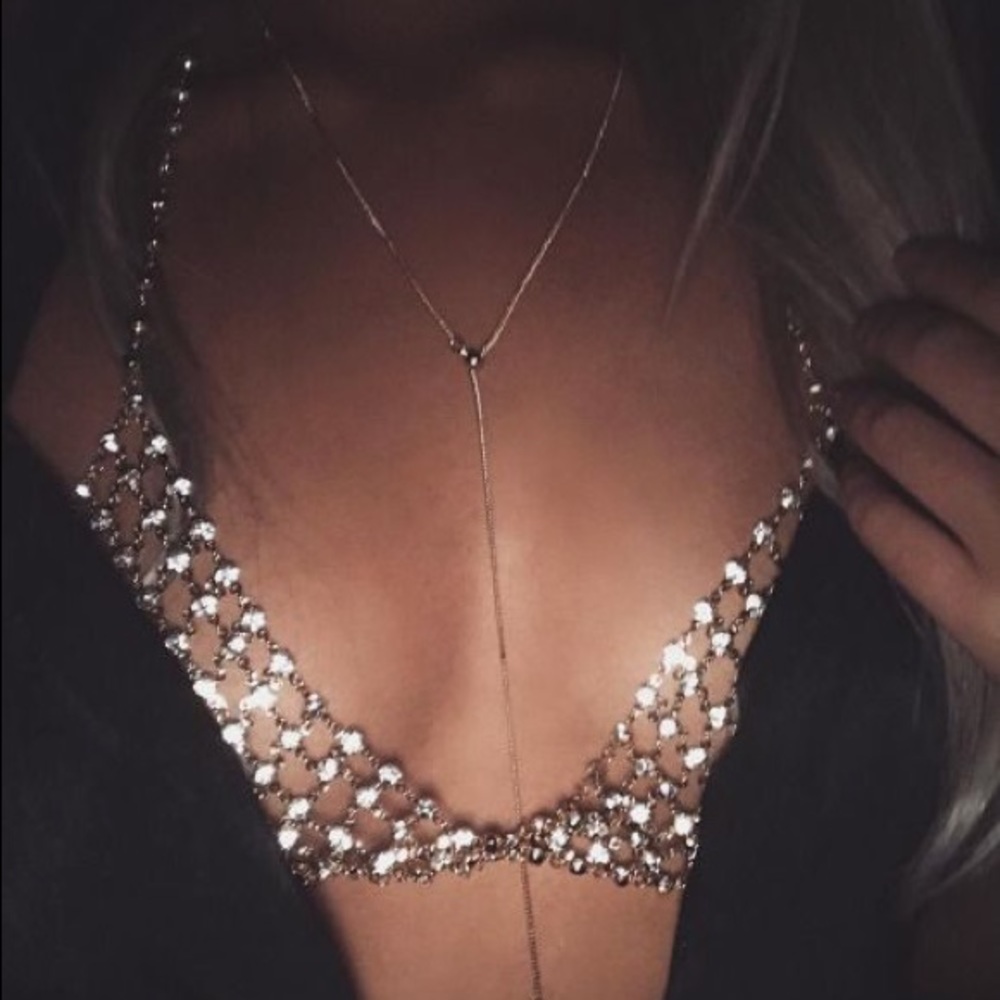 😎Dainty Rhinestone Decor Bodychain Bra Gold Top😎 - Picture 5 of 7